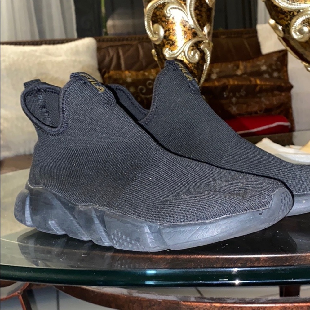 Shoes - Picture 2 of 2